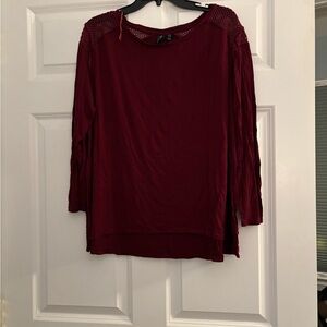 Women's Burgundy Top